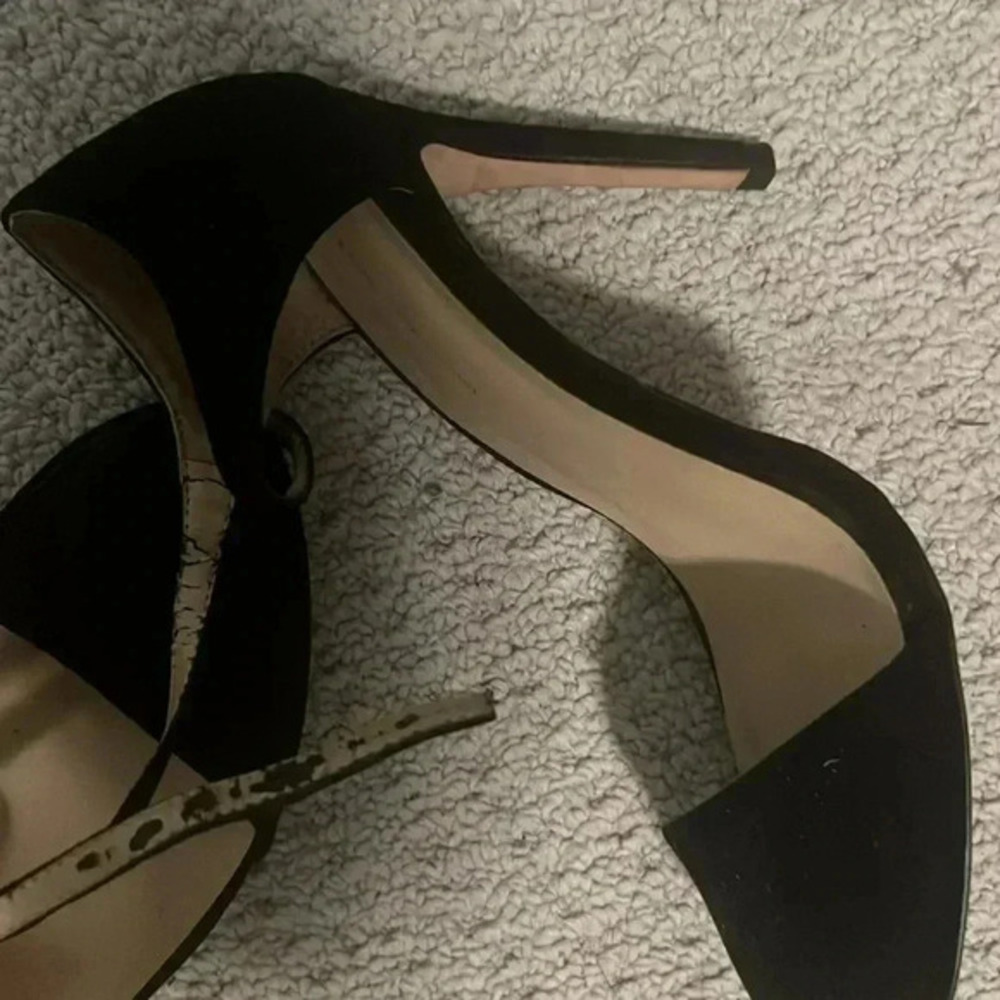 Zara Black Wrap Heel​​​​​​​​​​​​​​‎ - Picture 4 of 5